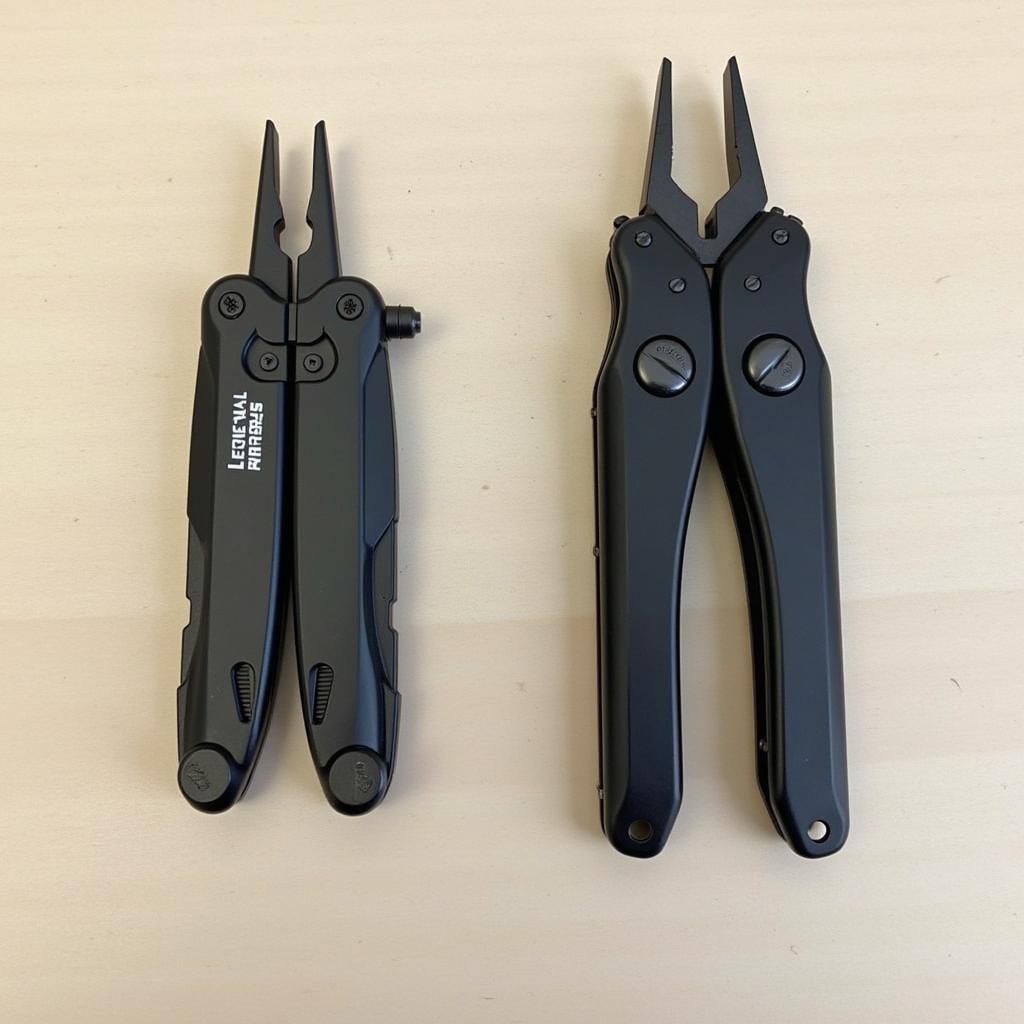 So sánh kích thước Leatherman Surge và Free P4