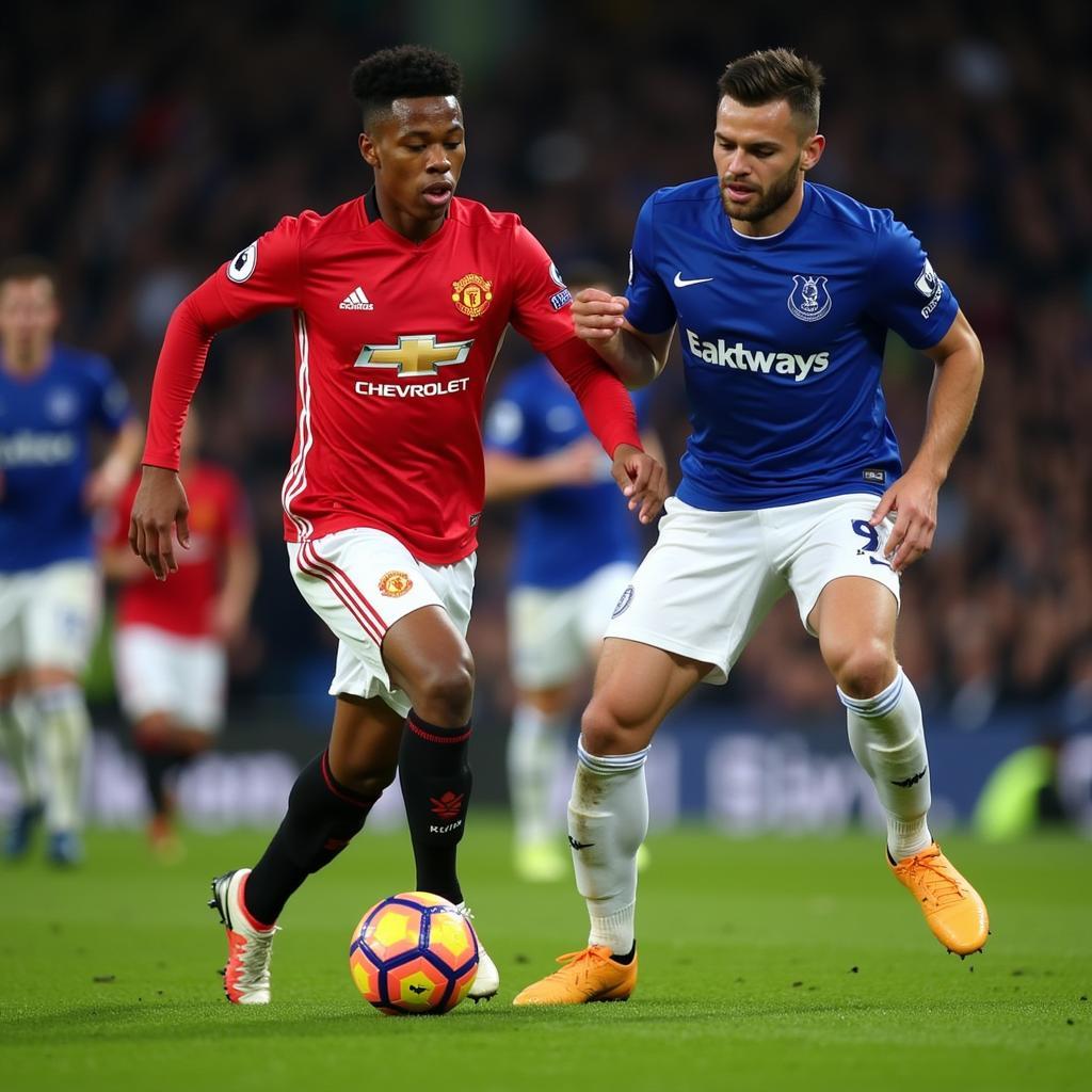 Anthony Martial đối đầu với Everton